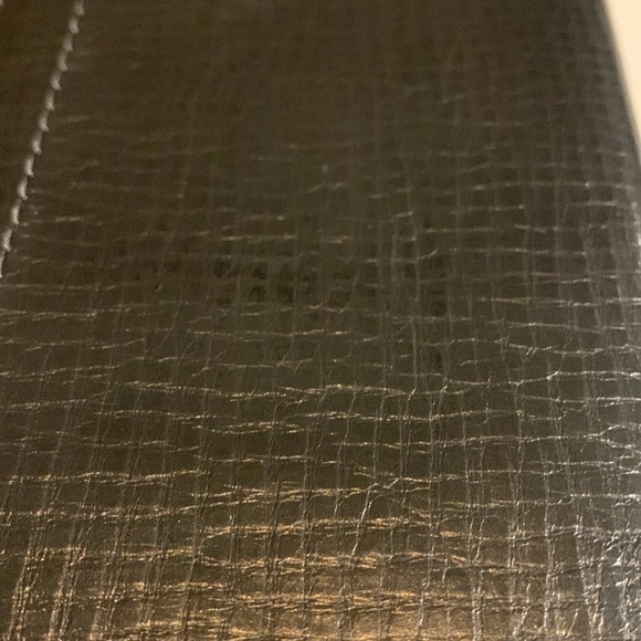 Louis Vuitton Mens Wallet or checkbook - Picture 5 of 14